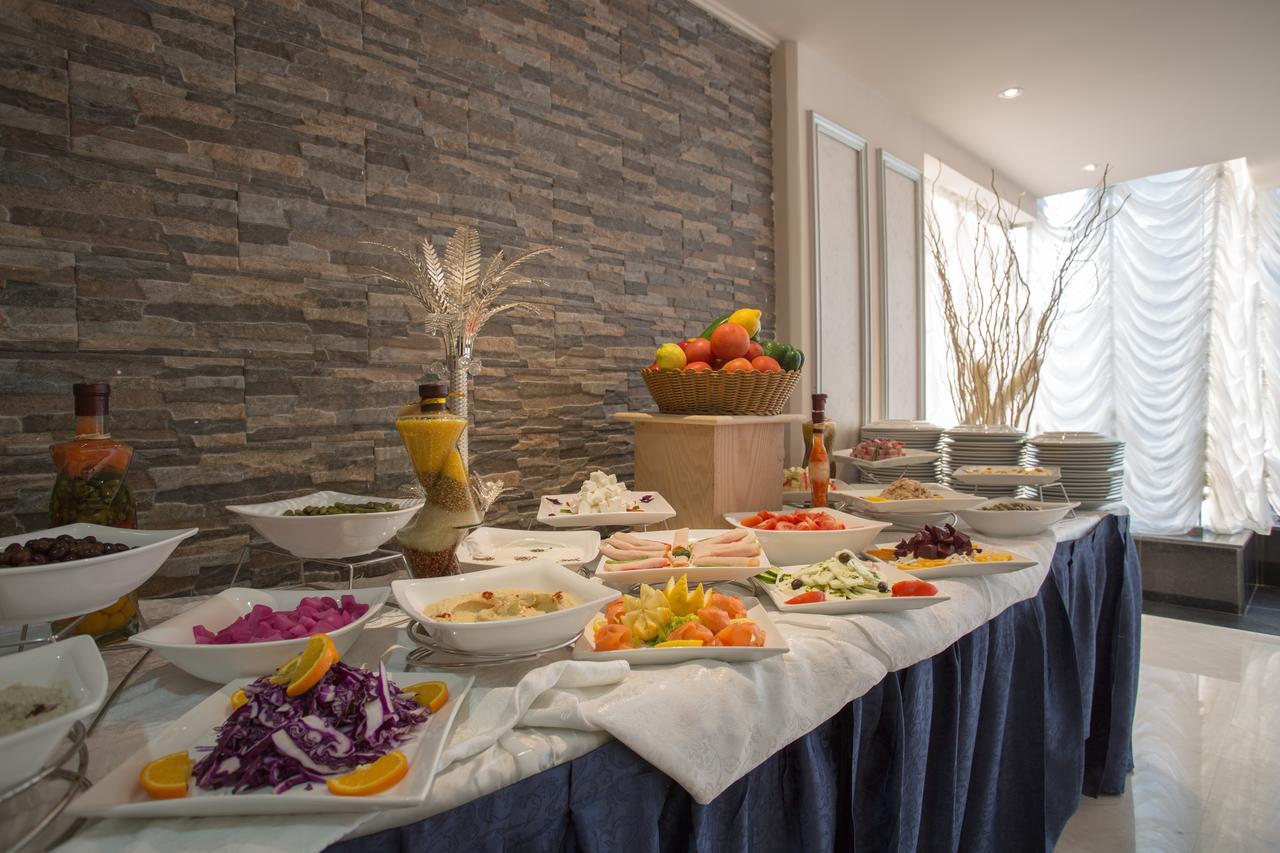 Blue Night Hotel 4*